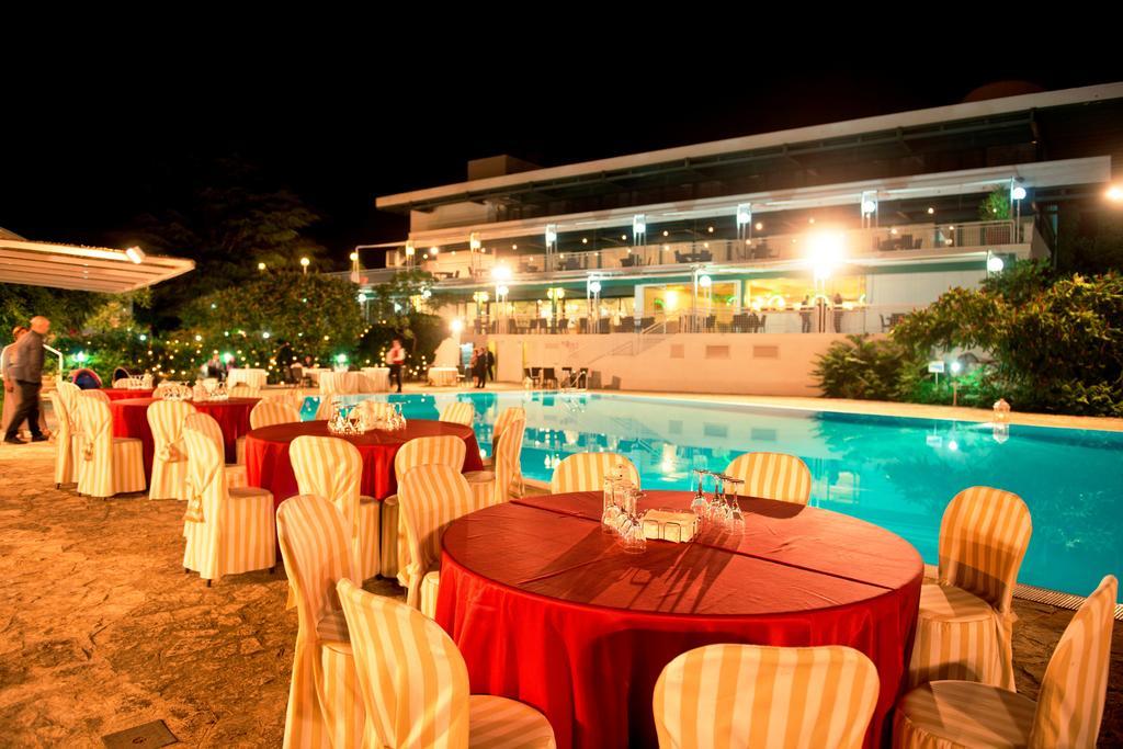 Hotel Sierra Silvana Selva Di Fasano Exteriér fotografie